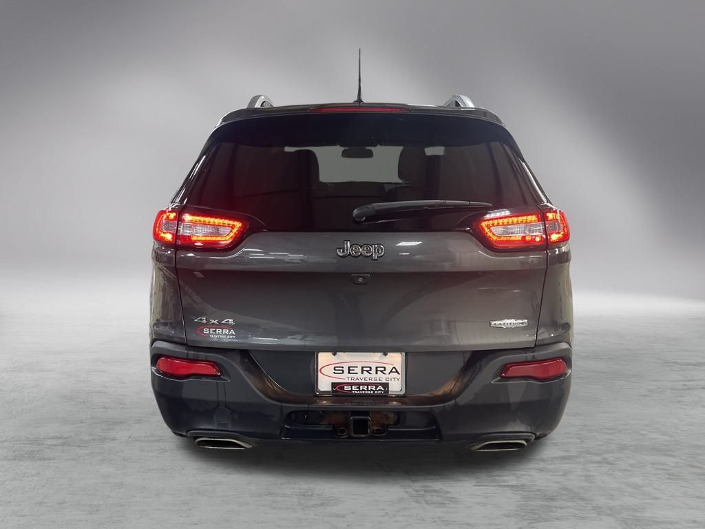 2015 Jeep Cherokee Latitude photo 4