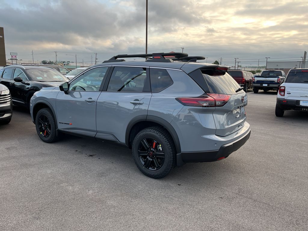 2026 Nissan Rogue SV photo 2