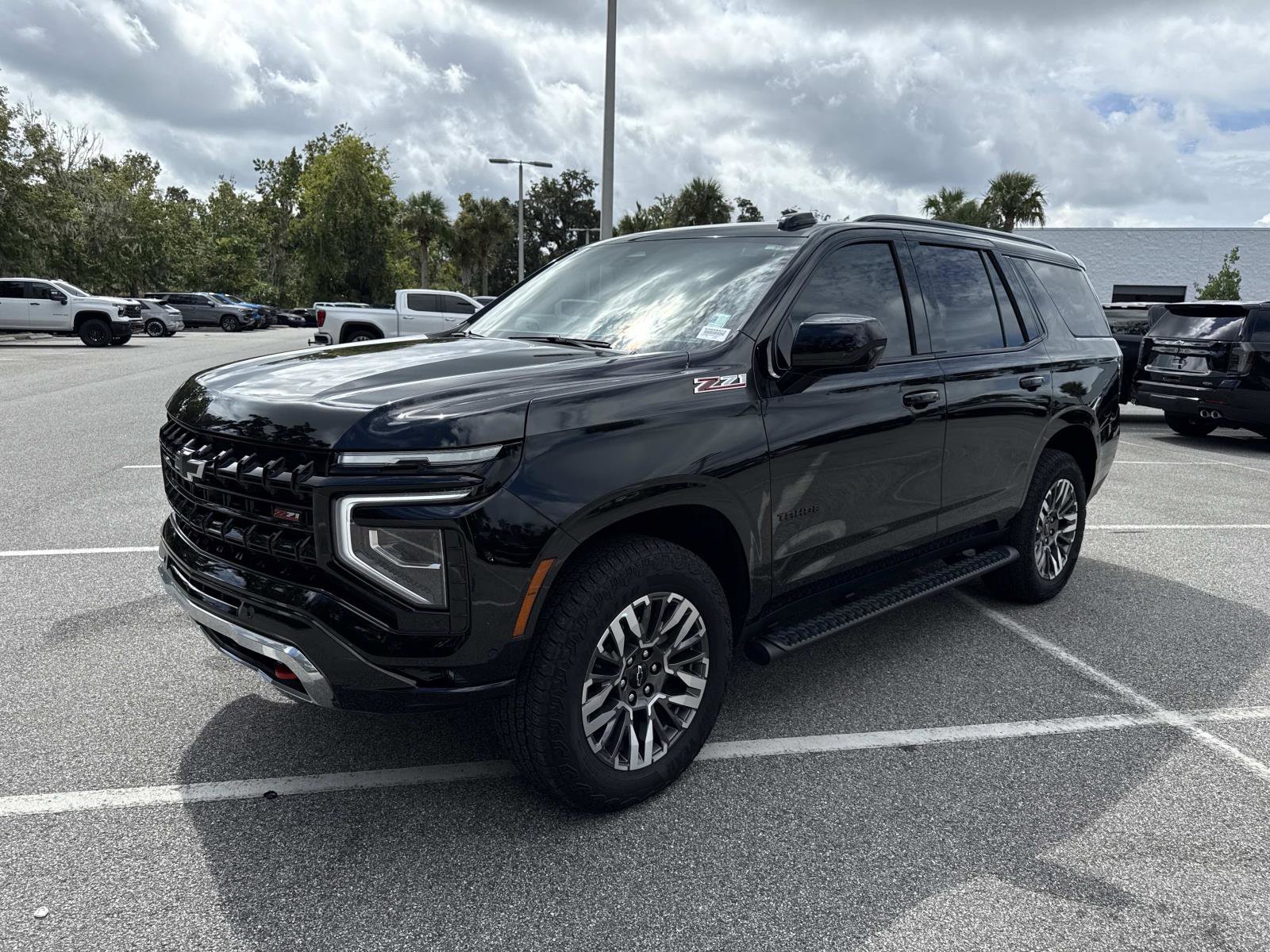 2025 Chevrolet Tahoe Z71 photo 6