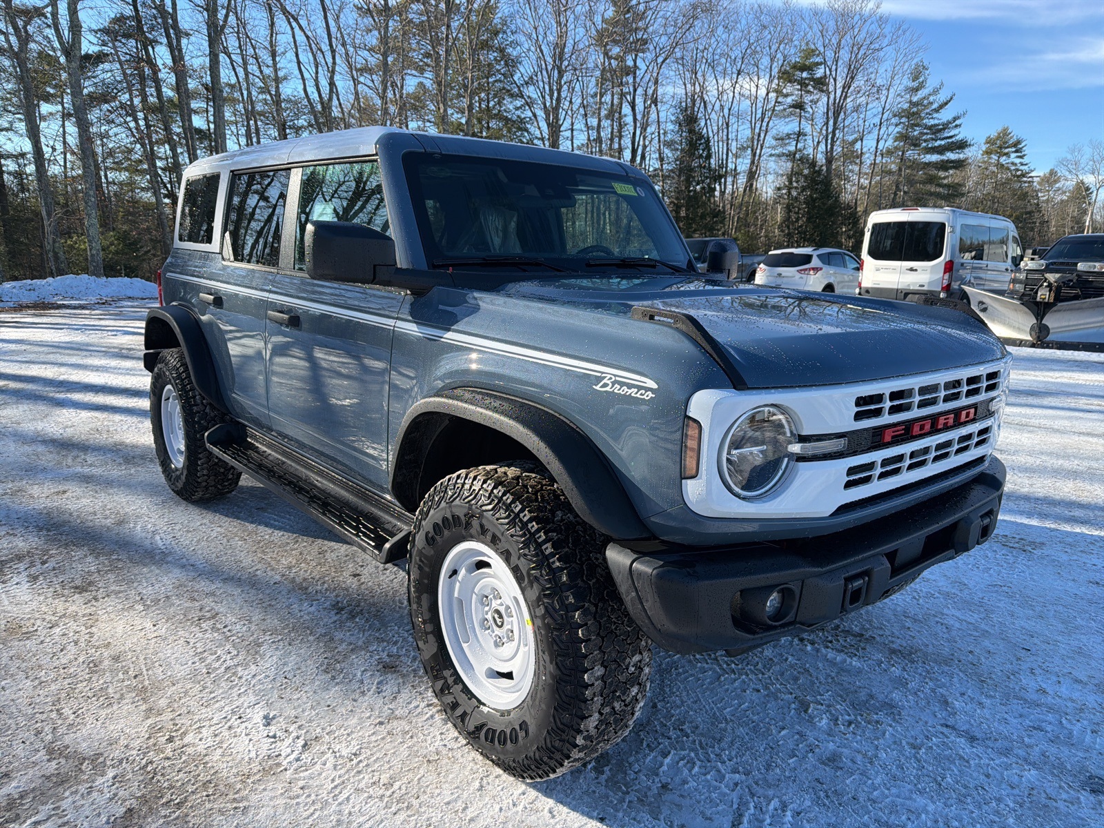 2025 Ford Bronco 4-Door Heritage Editon's photo