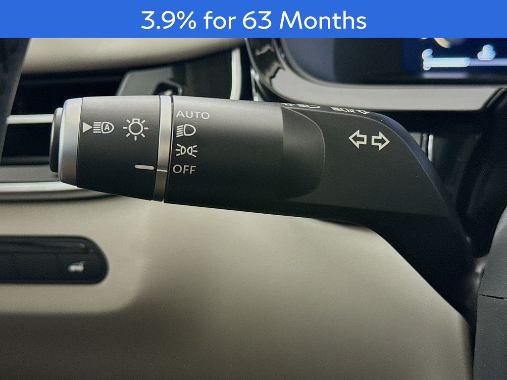 2026 Infiniti QX60 Luxe photo 12