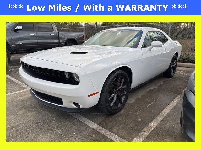 2019 Dodge Challenger SXT's photo