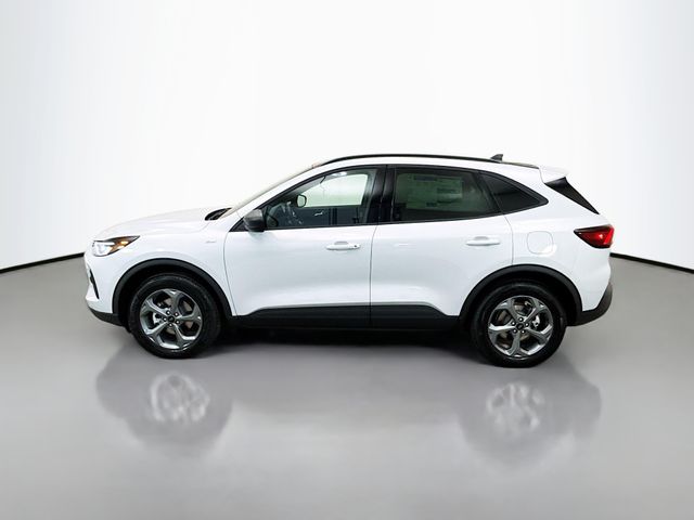 2025 Ford Escape ST-Line photo 4