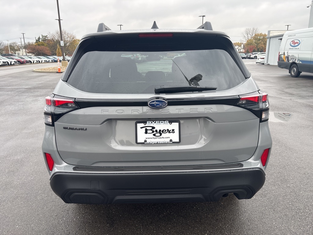 2026 Subaru Forester Premium photo 3