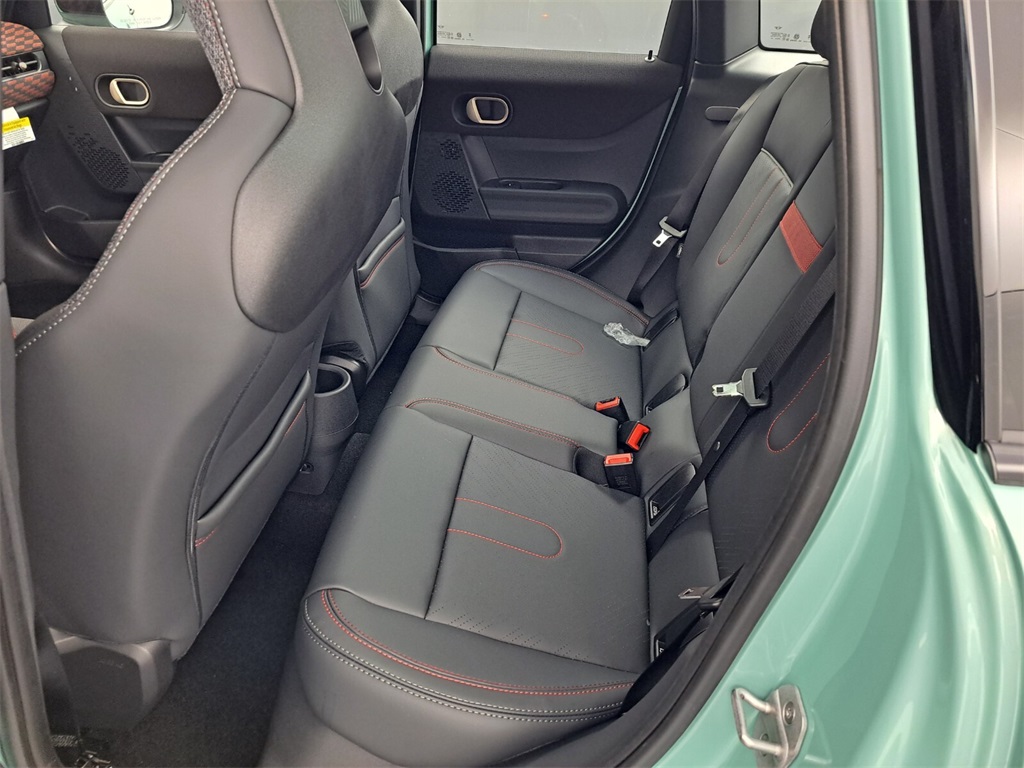 2026 Mini Cooper 4 Door Hardtop S Iconic photo 10