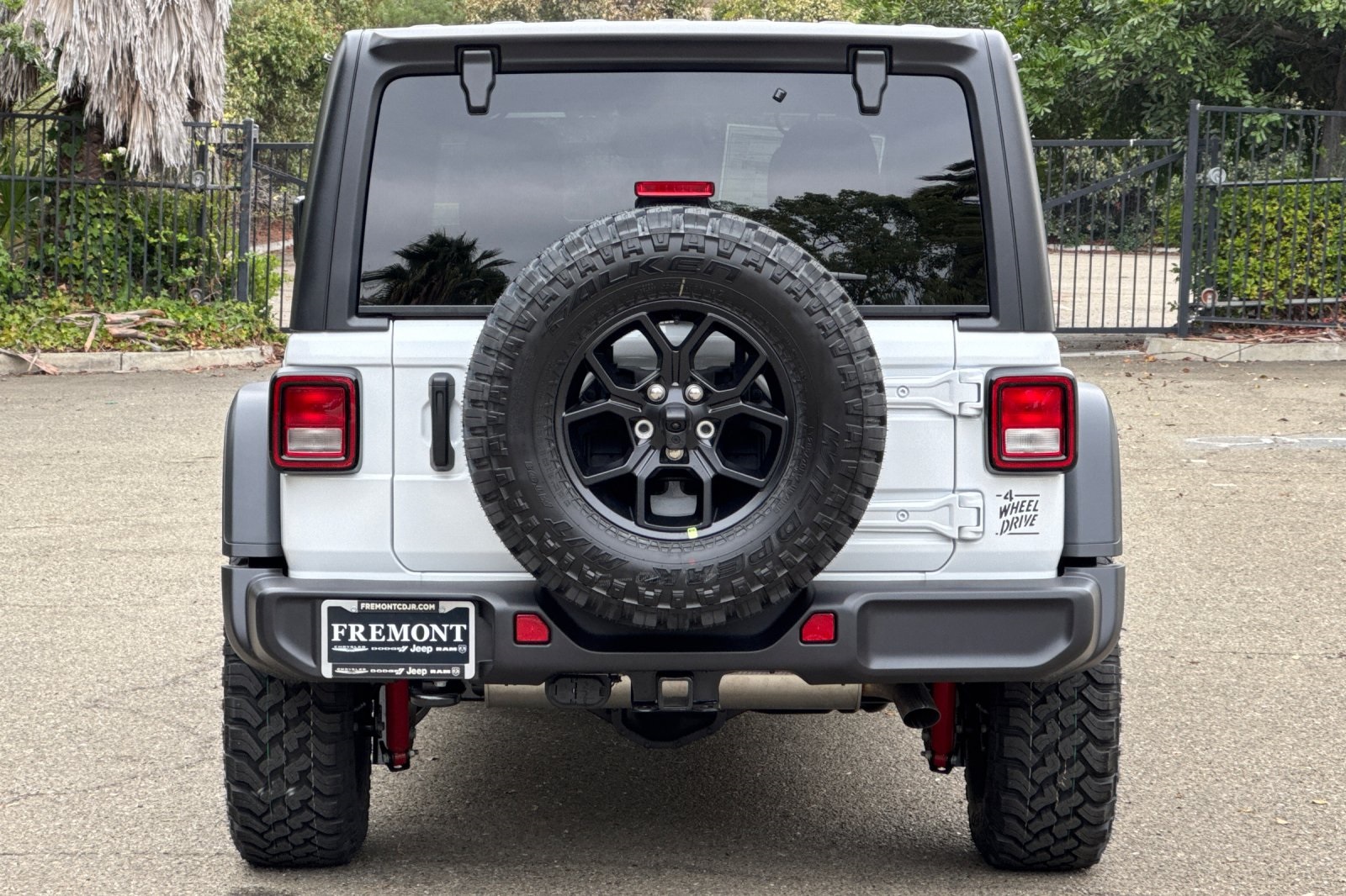 2026 Jeep Wrangler Willys photo 4