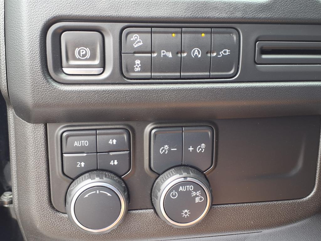 2021 Chevrolet Tahoe Z71 photo 17