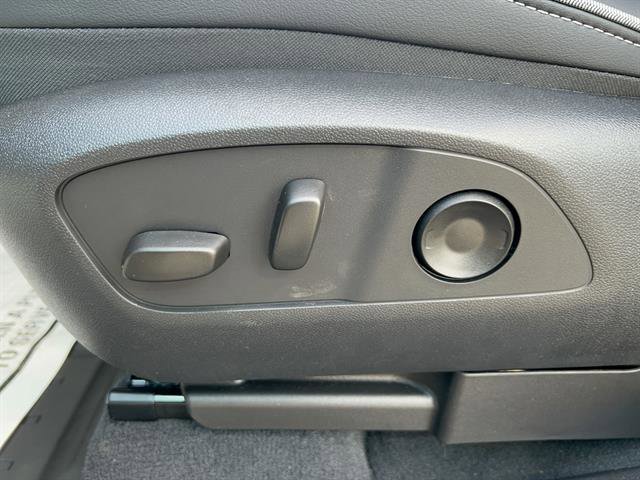 2026 Chevrolet Silverado EV LT photo 10