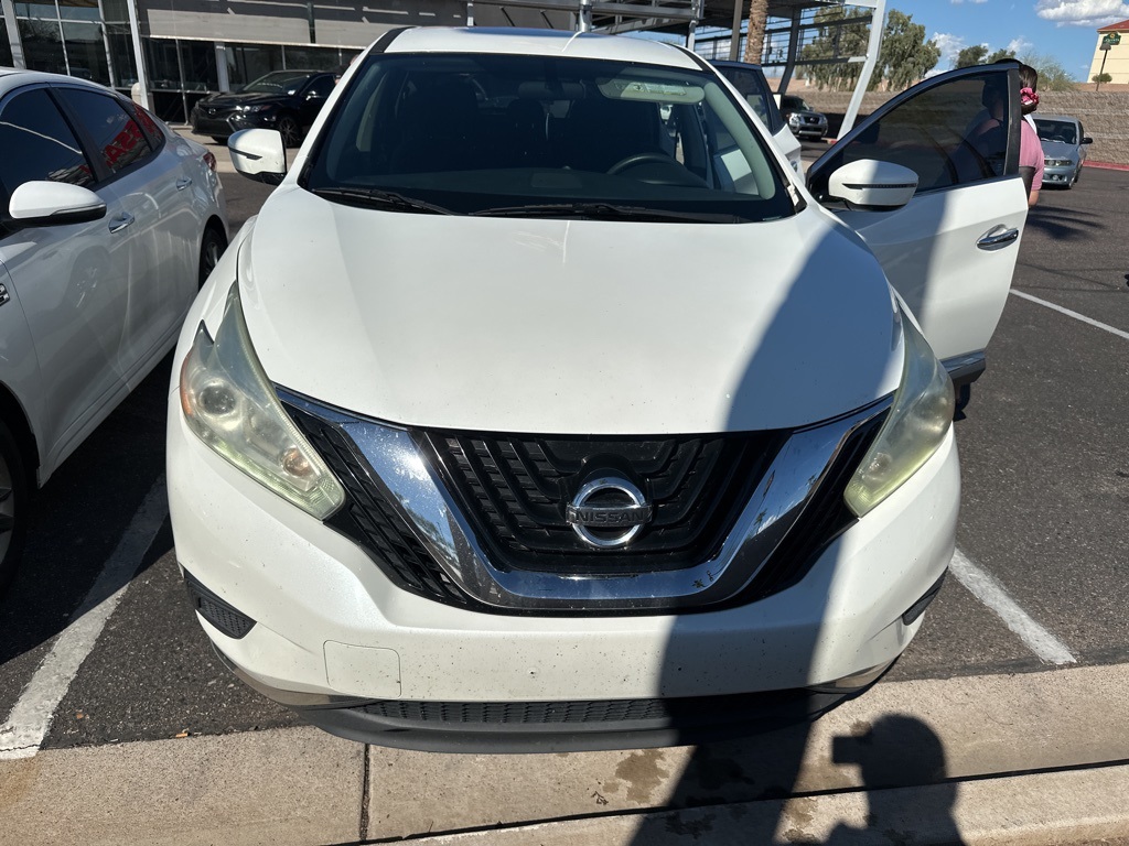 2016 Nissan Murano S photo 2