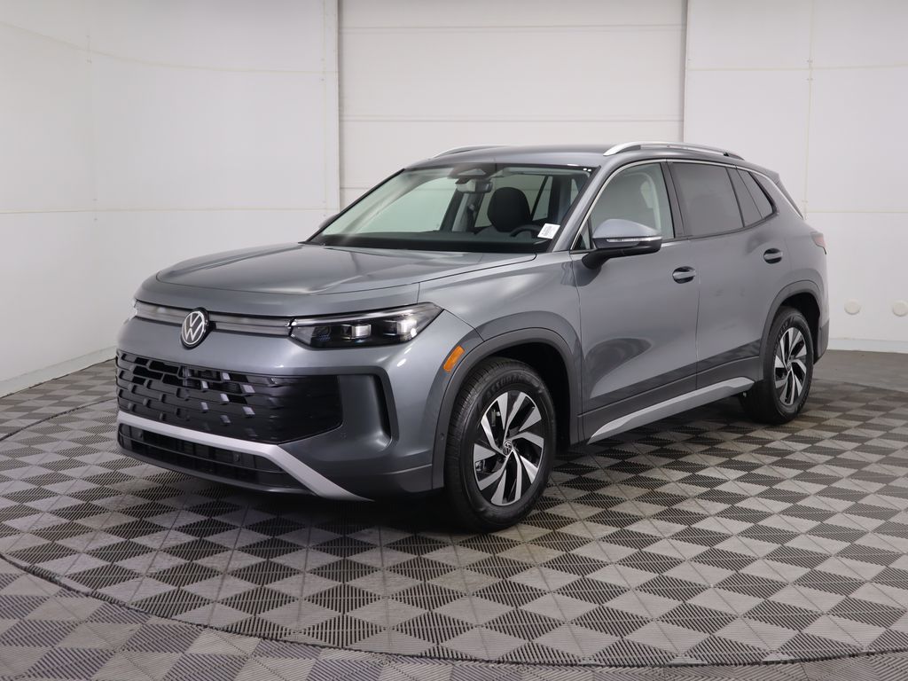 2026 Volkswagen Tiguan S's photo