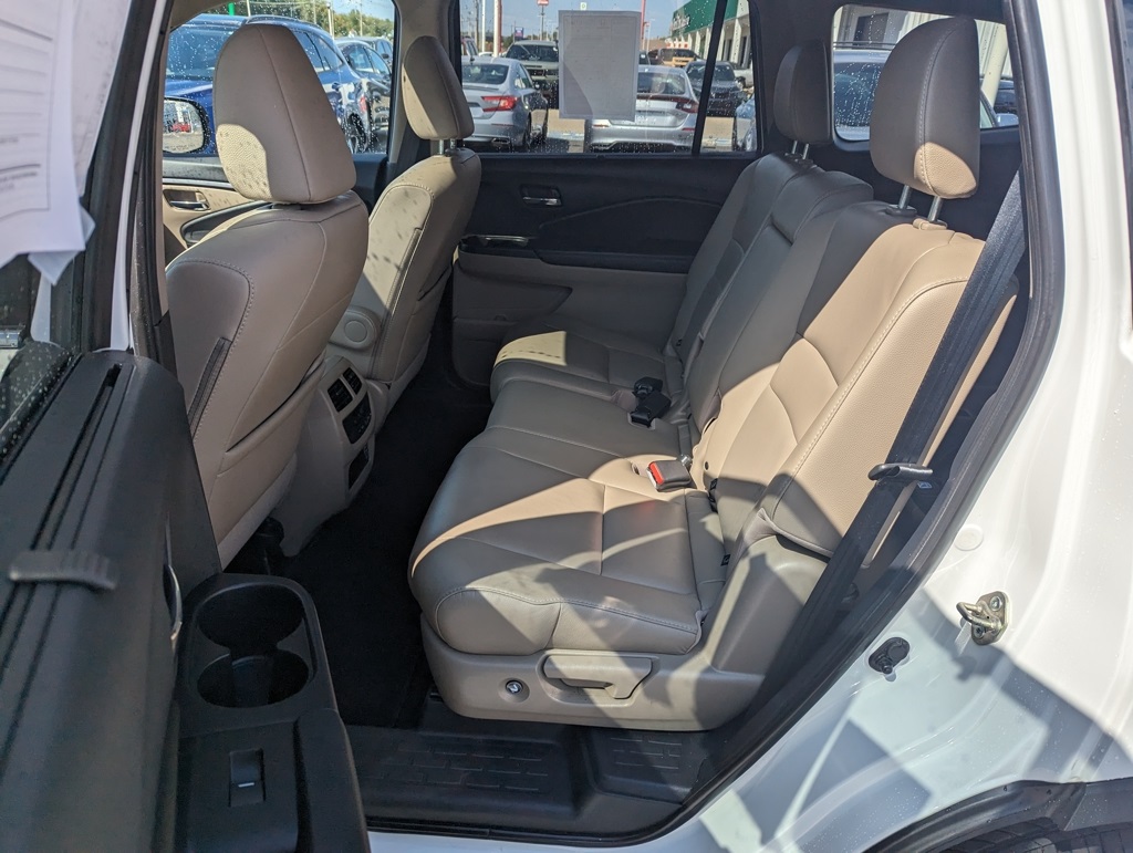 2020 Honda Pilot EX-L photo 10