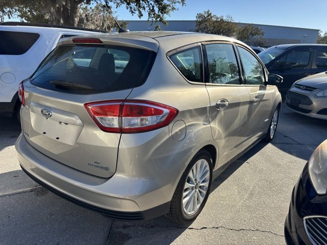 2017 Ford C-Max Hybrid SE photo 3