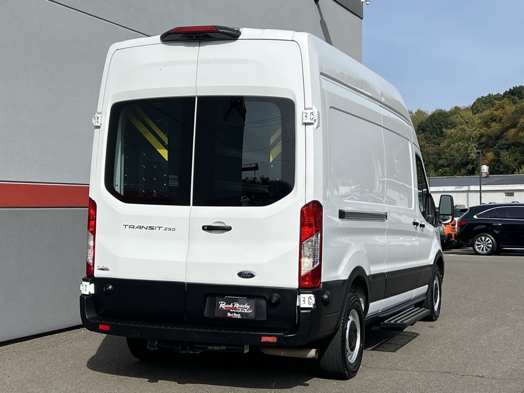 2020 Ford Transit photo 2