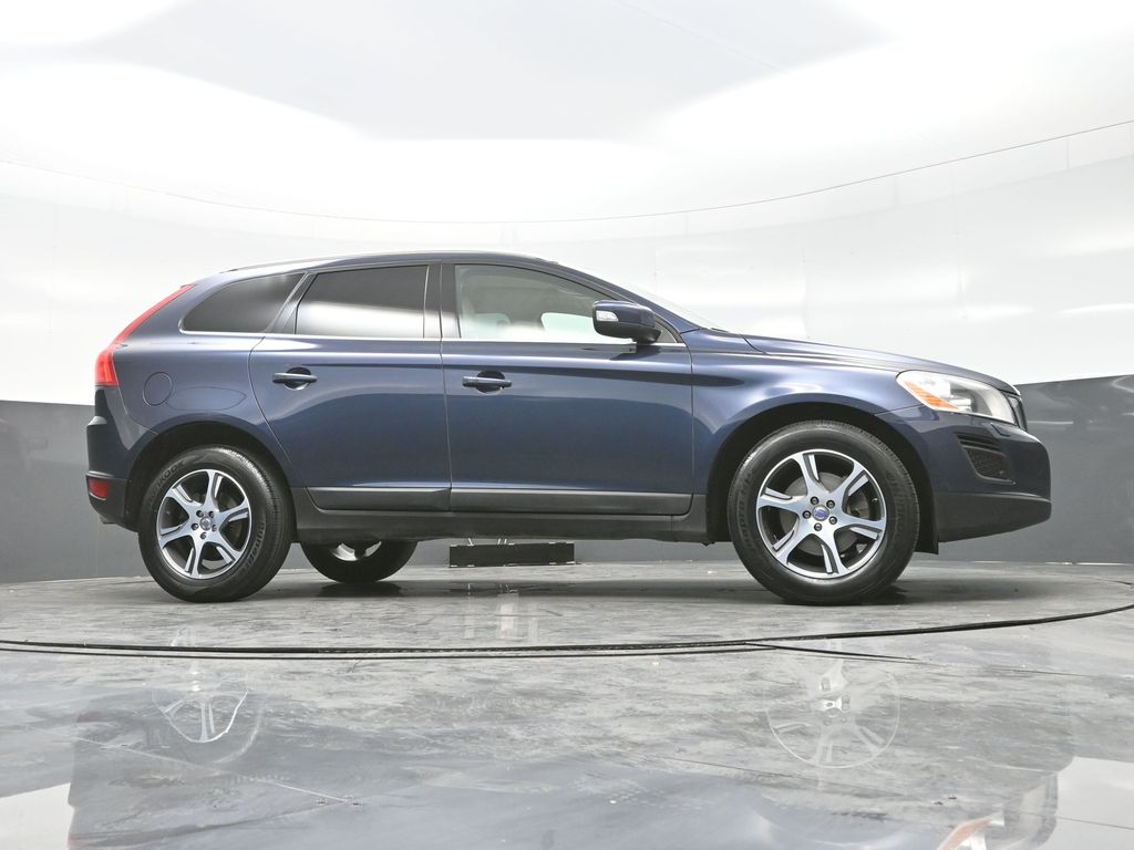 2012 Volvo XC60 T6 Premier Plus photo 24