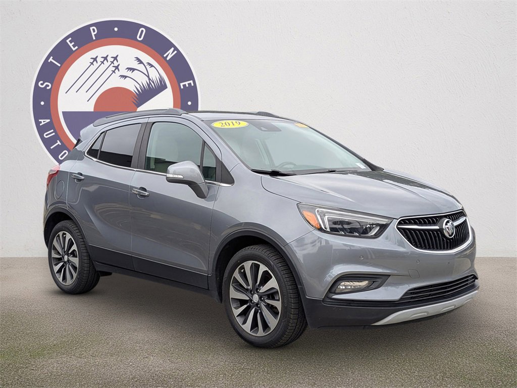 2019 Buick Encore Essence photo 2