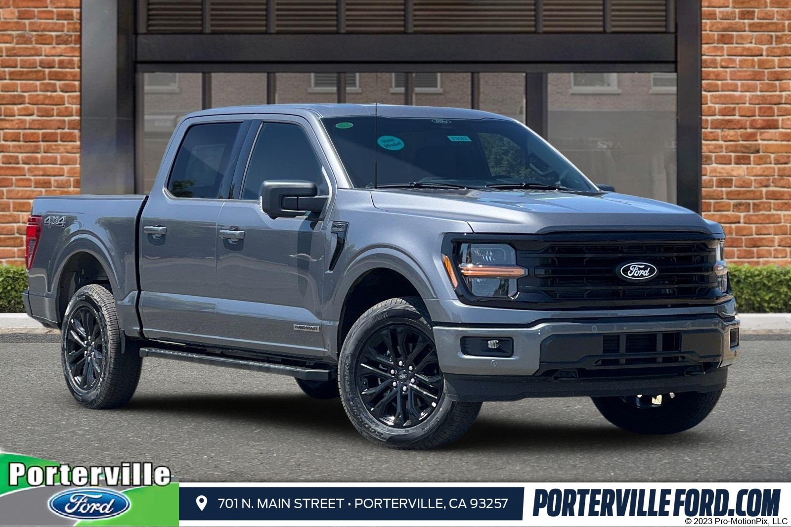 2025 Ford F-150 XLT's photo