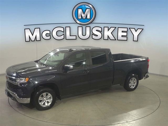 2024 Chevrolet Silverado 1500 LT's photo