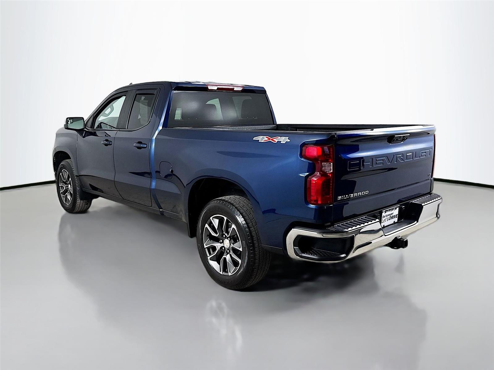 2022 Chevrolet Silverado 1500 LT photo 6