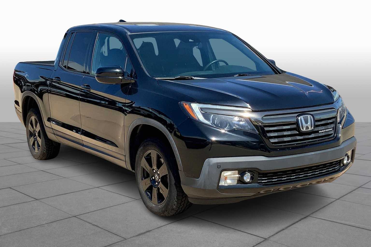 2019 Honda Ridgeline Black Edition photo 2
