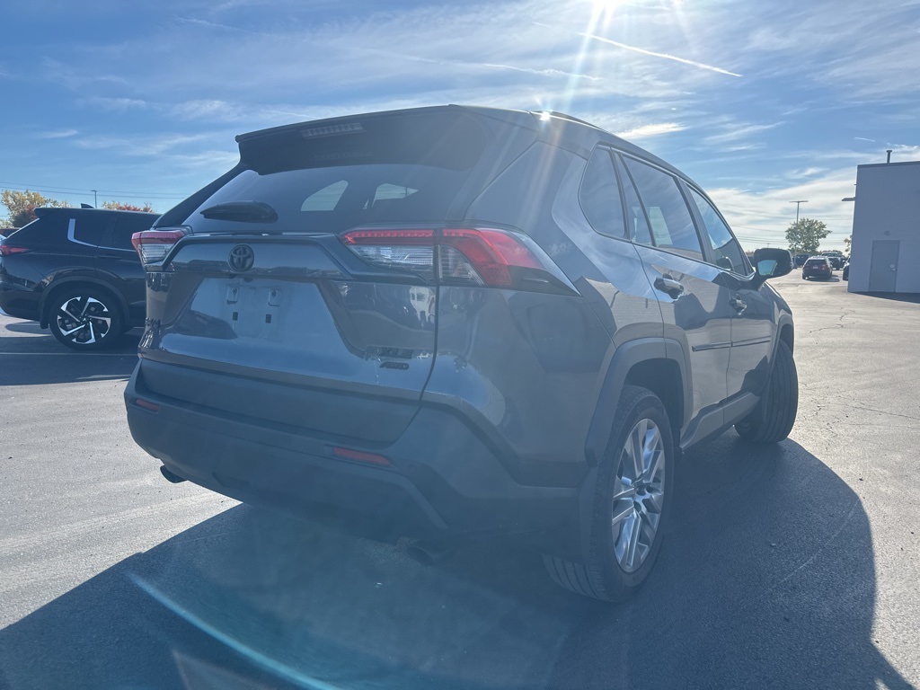 Used 2022 Toyota RAV4 XLE Premium with VIN 2T3A1RFV0NC308864 for sale in Kansas City