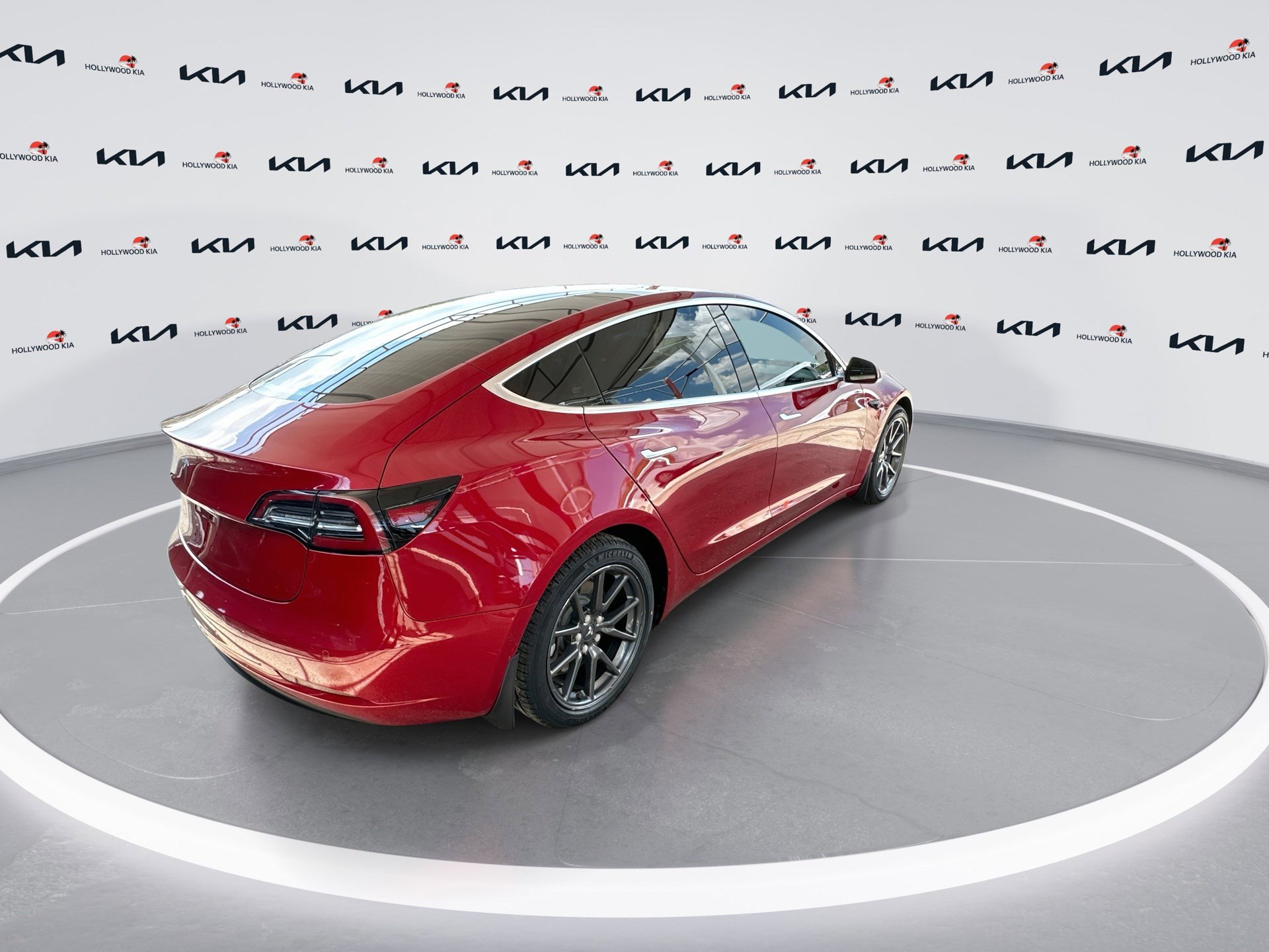 2018 Tesla Model 3 Long Range photo 8