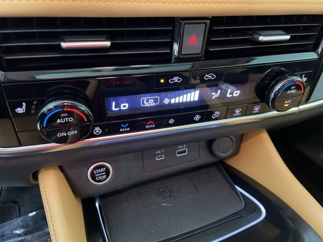 2022 Nissan Rogue Platinum photo 24