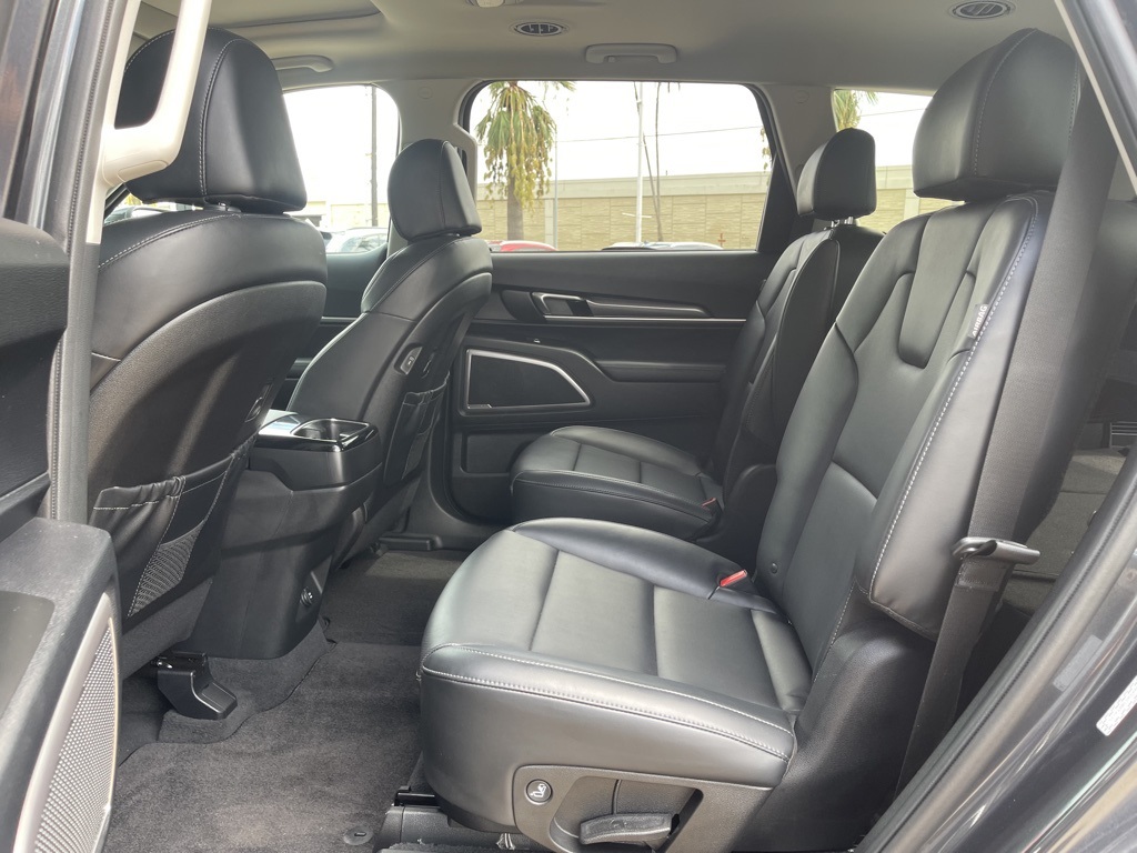 2024 Kia Telluride S photo 21