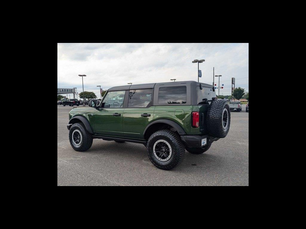 2024 Ford Bronco Black Diamond photo 7