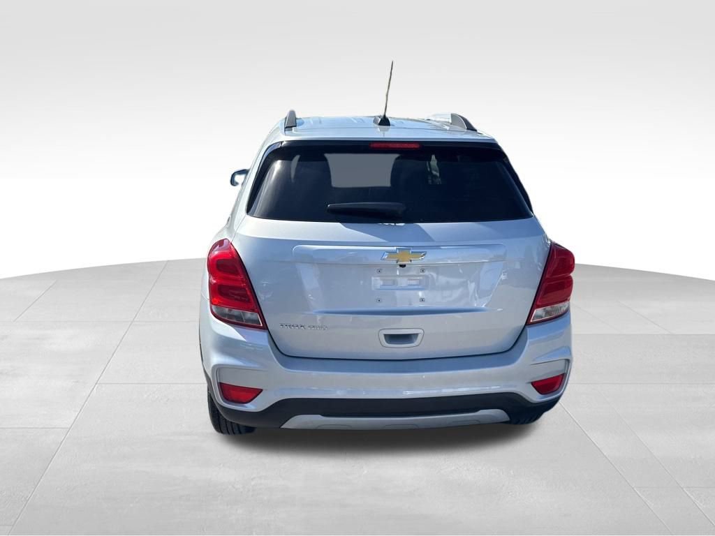 2022 Chevrolet Trax LT photo 4