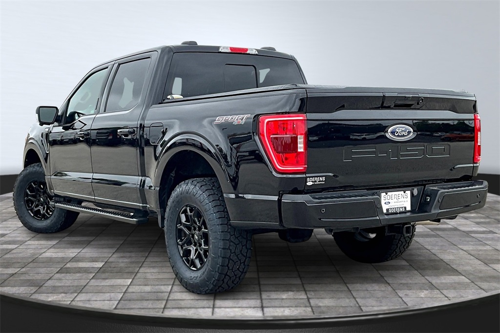 2023 Ford F-150 XLT photo 4