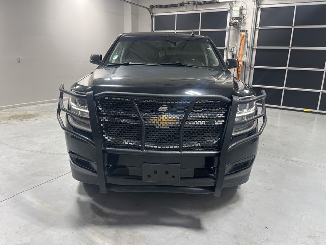 2017 Chevrolet Tahoe LS photo 2