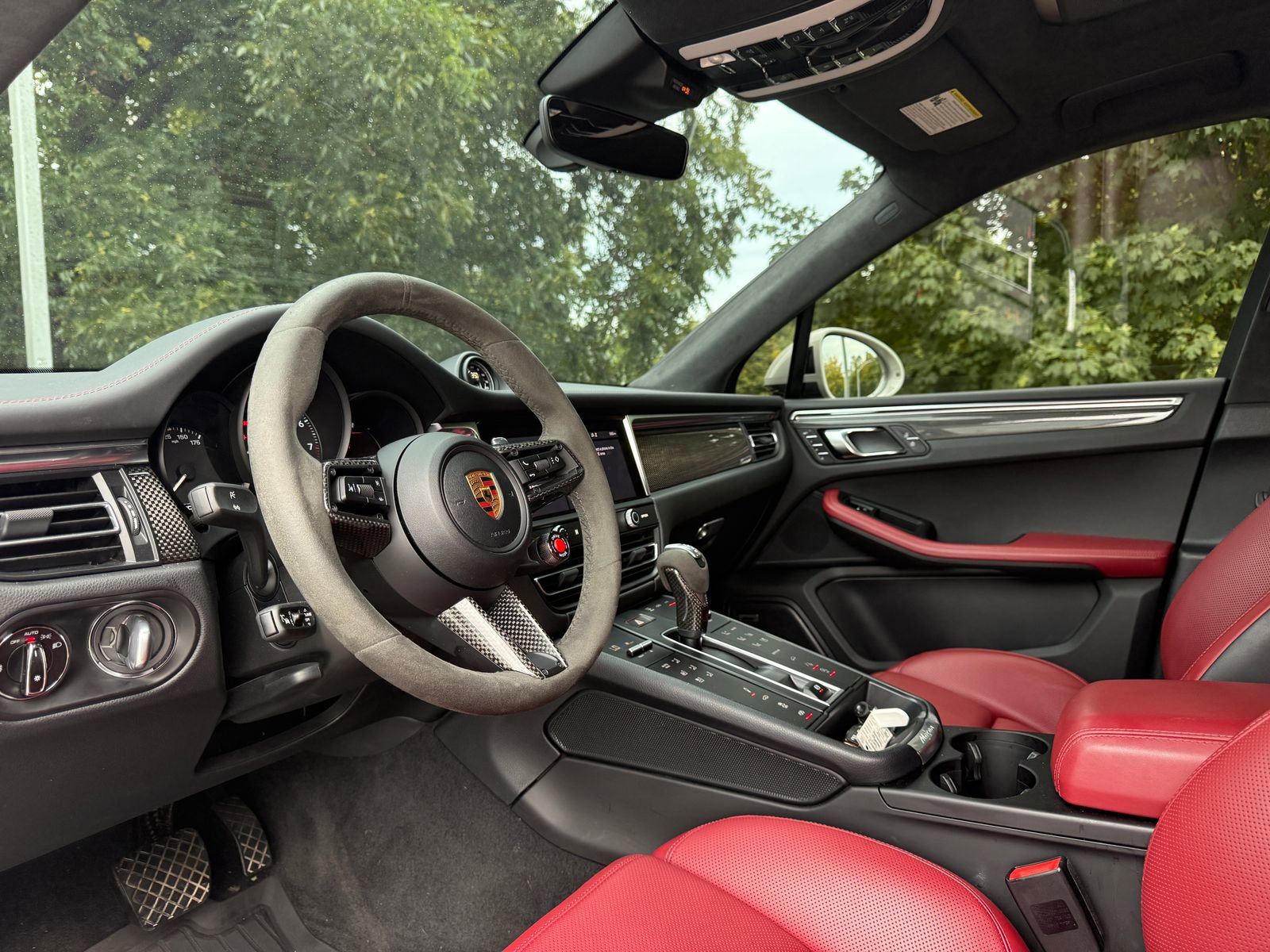 2023 Porsche Macan GTS photo 4