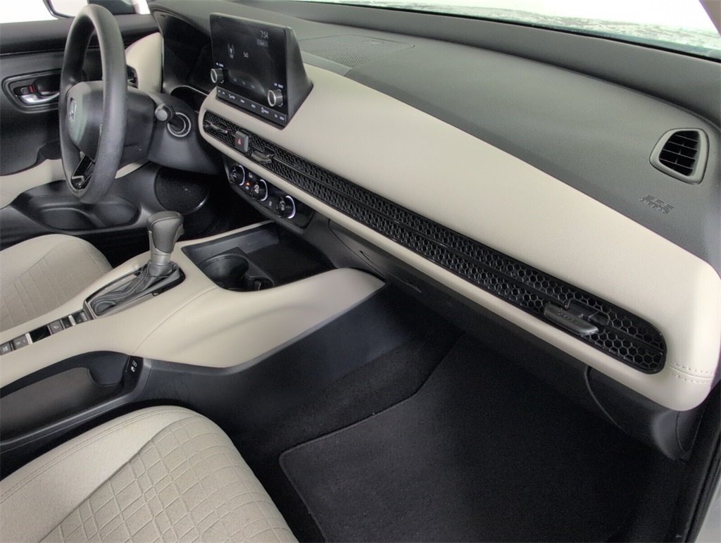 2024 Honda HR-V LX photo 12