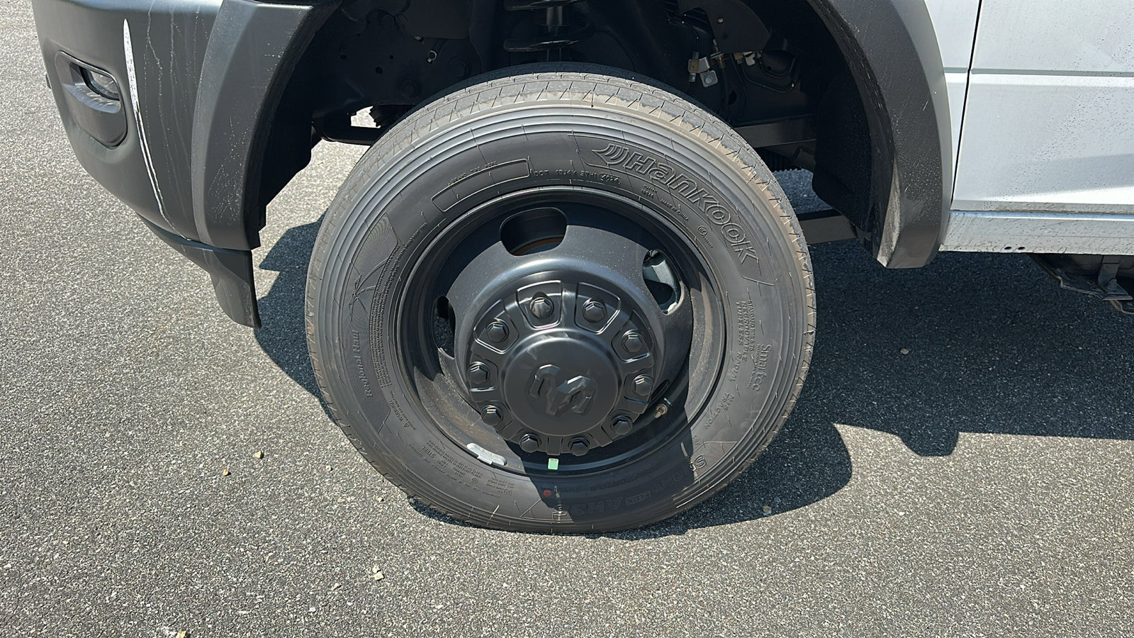 2025 Ram 5500 Tradesman photo 4