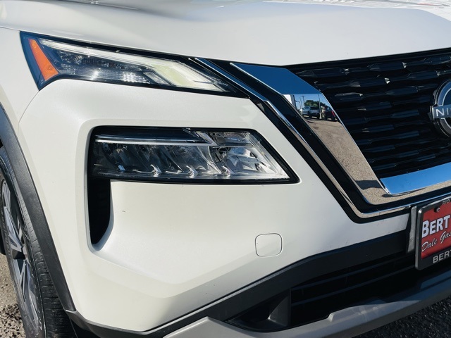 2023 Nissan Rogue SV photo 6