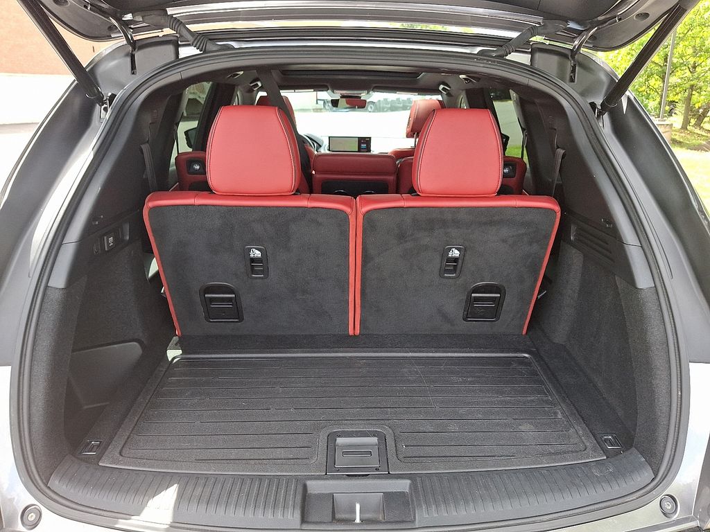 2023 Acura MDX SH-AWD A-Spec photo 26
