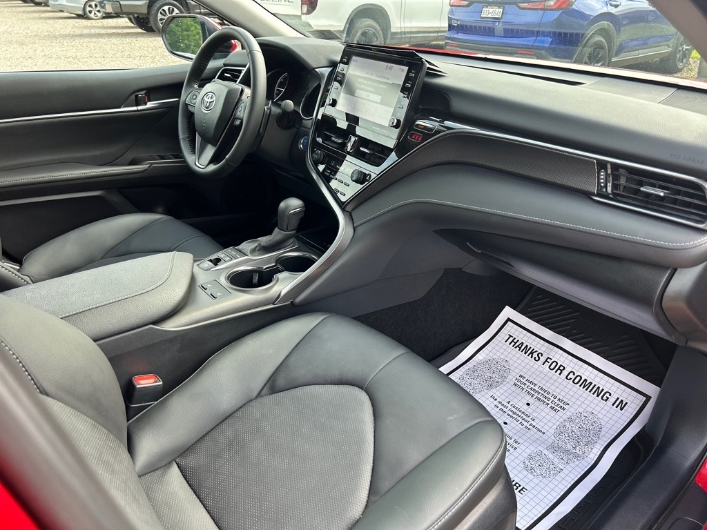 2024 Toyota Camry Hybrid XSE photo 20