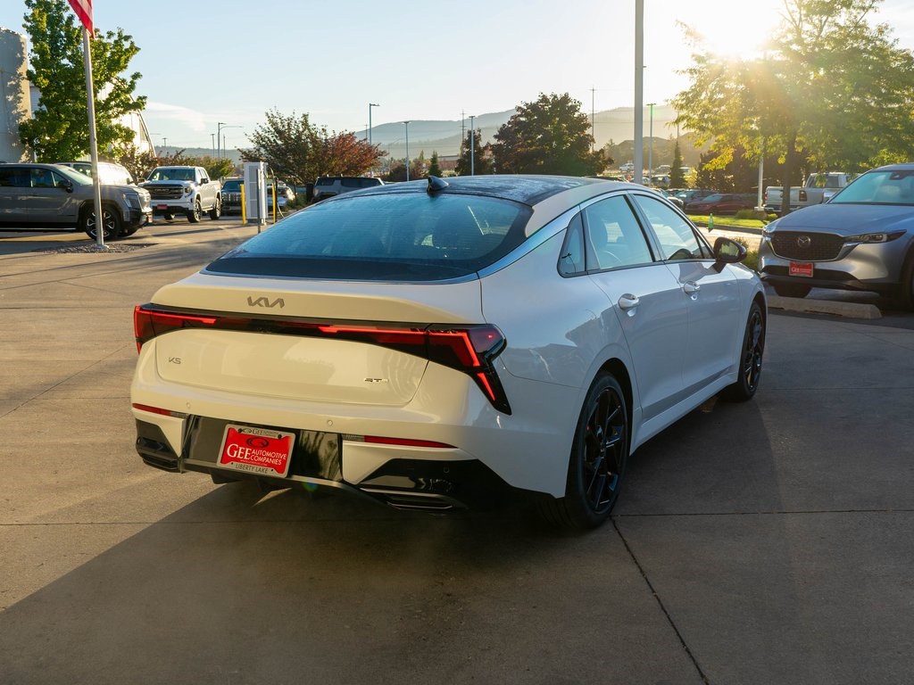 2026 Kia K5 GT-Line photo 4