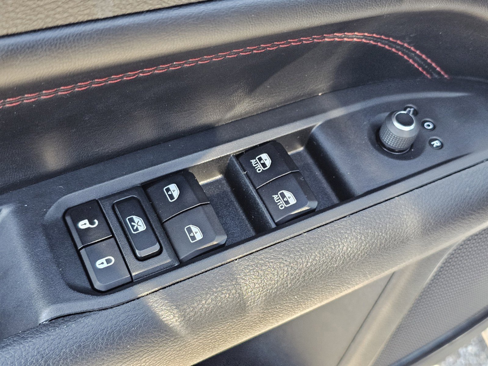 2024 Jeep Compass Trailhawk photo 14