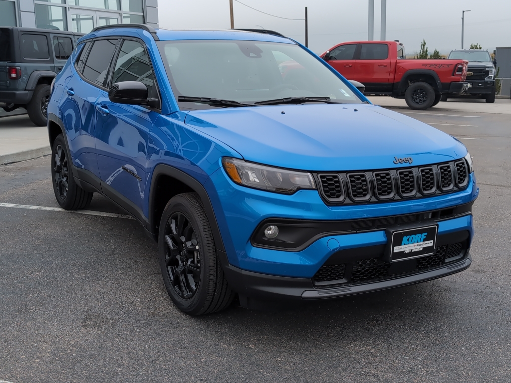 2025 Jeep Compass Latitude photo 2