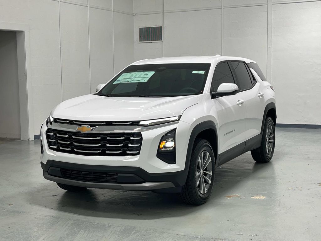 2026 Chevrolet Equinox LT photo 3