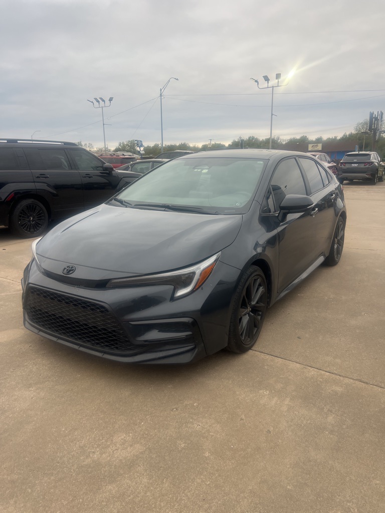 2024 Toyota Corolla SE photo 2