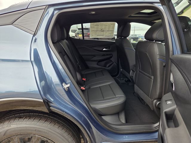 2025 Buick Envista ST photo 32