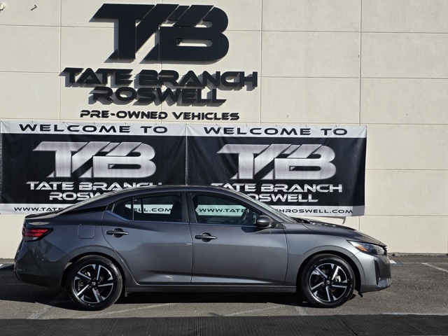 2024 Nissan Sentra SV photo 3