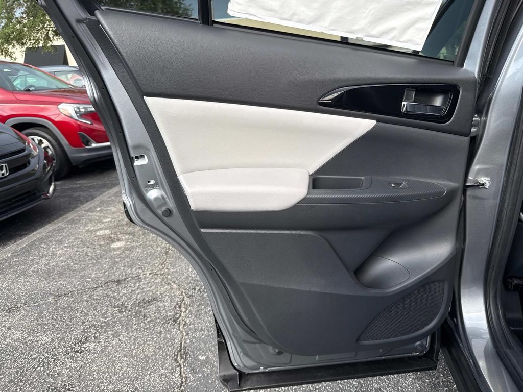 2025 Mitsubishi Eclipse Cross SEL photo 10