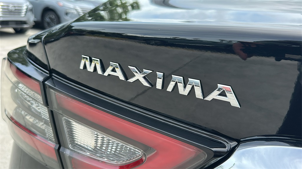 2021 Nissan Maxima SV photo 9