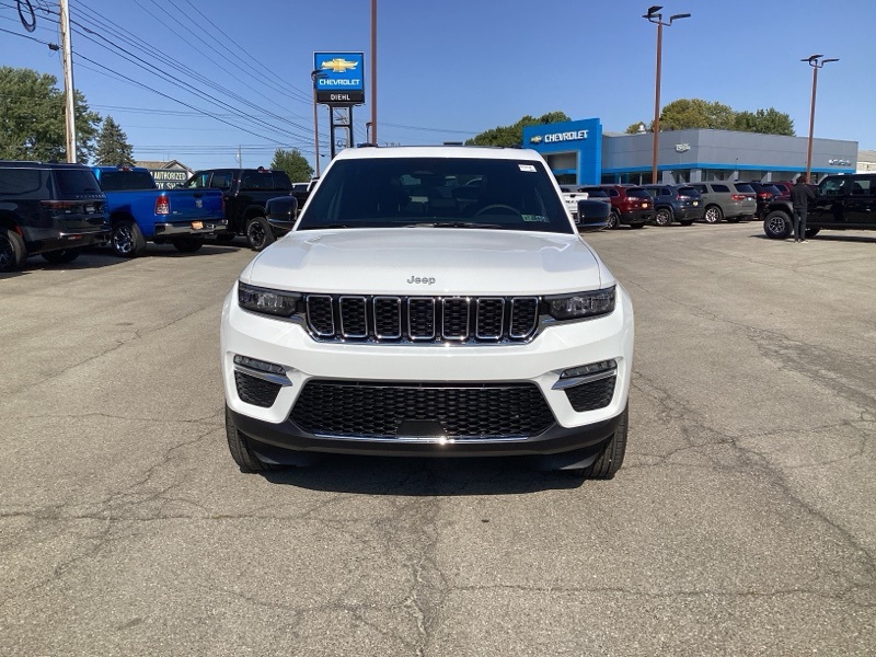 2025 Jeep Grand Cherokee Limited photo 2