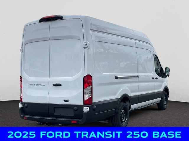 2025 Ford Transit photo 4