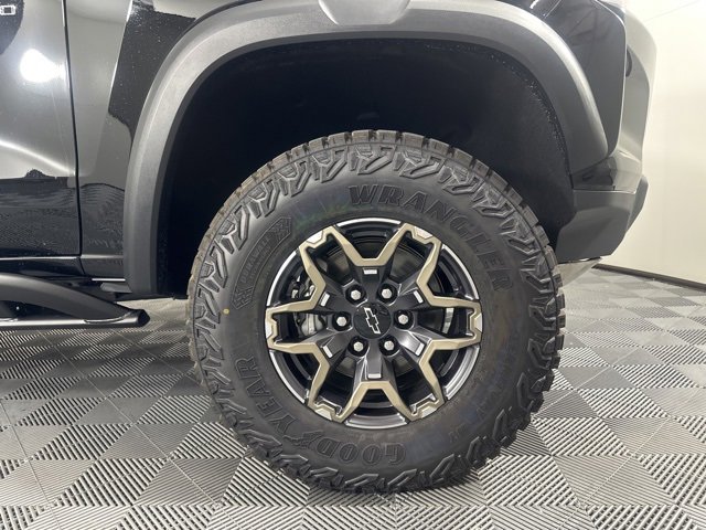 2026 Chevrolet Colorado ZR2 photo 8