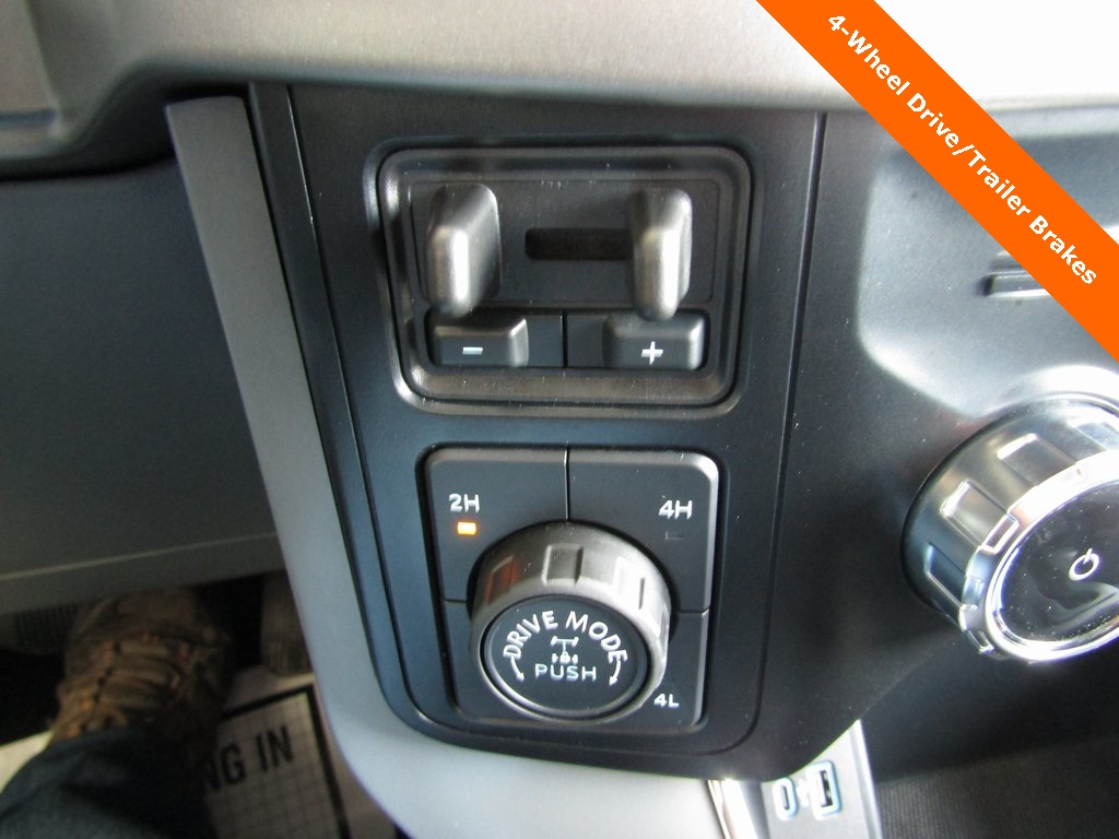 2024 Ford F-150 XLT photo 12